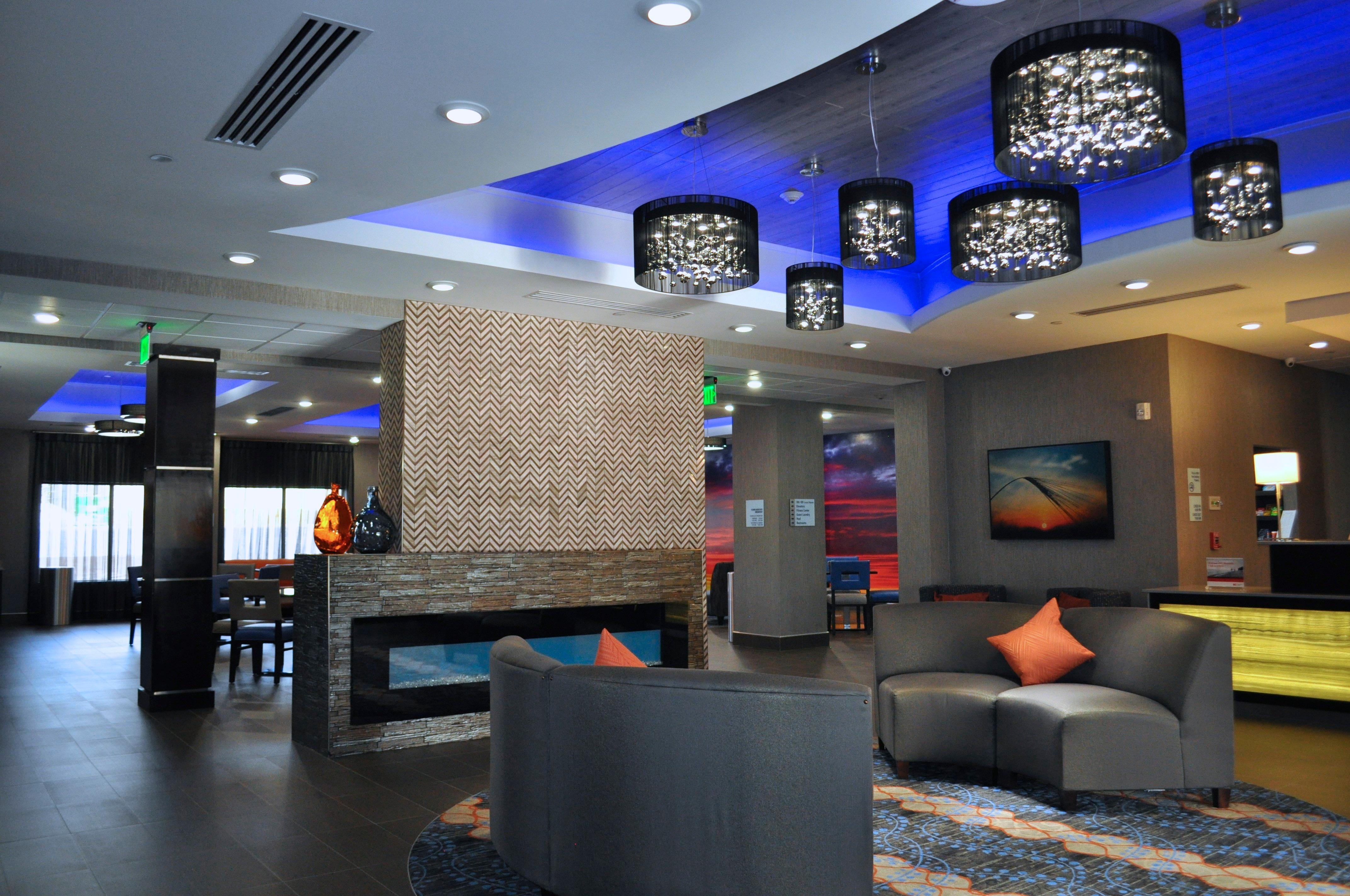 Holiday Inn Express & Suites Oklahoma City Southeast By Ihg Exterior photo