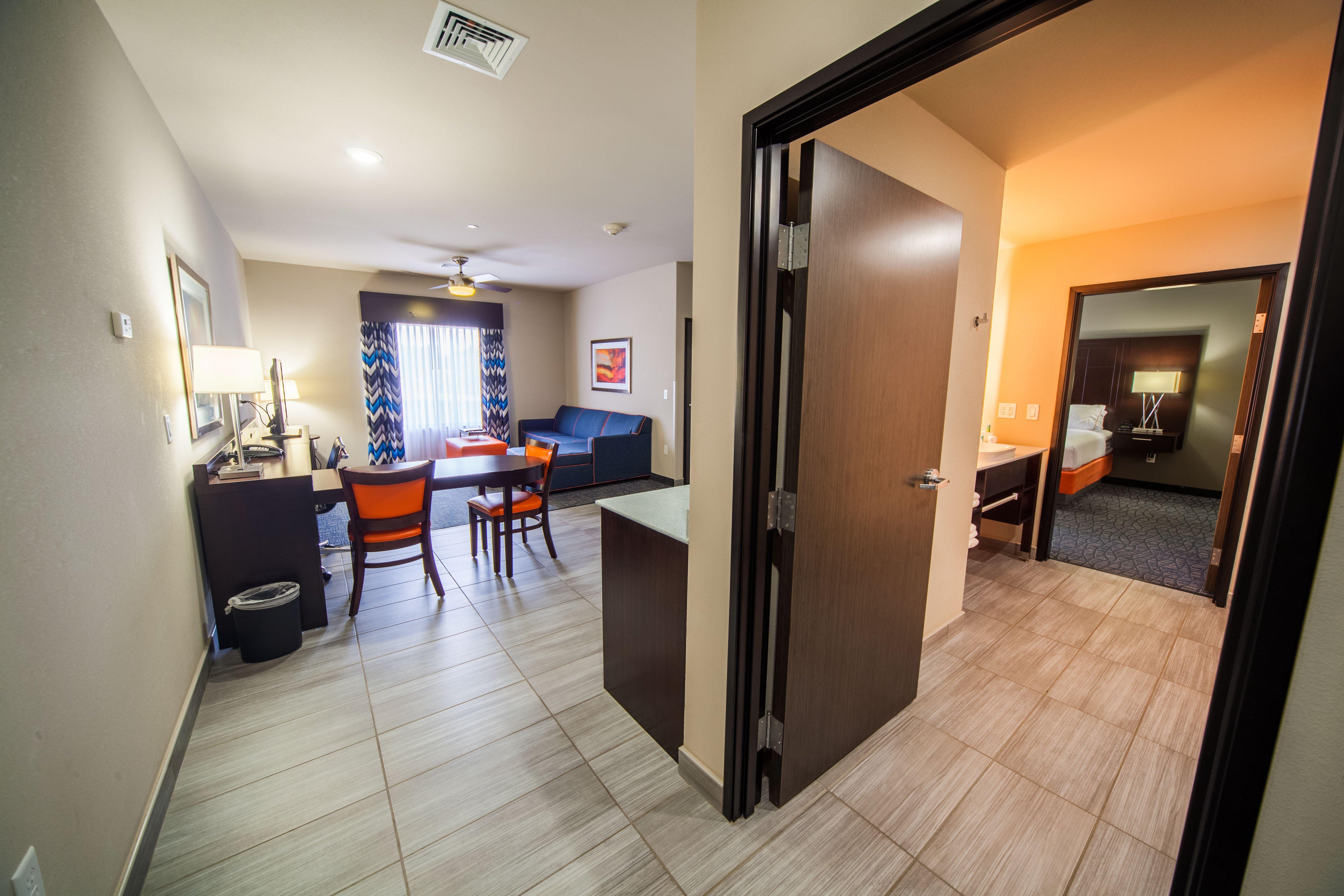 Holiday Inn Express & Suites Oklahoma City Southeast By Ihg Exterior photo
