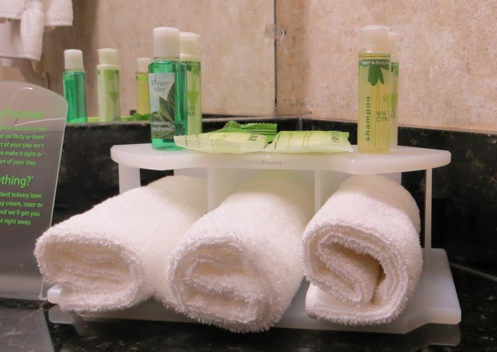 Holiday Inn Express & Suites Oklahoma City Southeast By Ihg Room photo